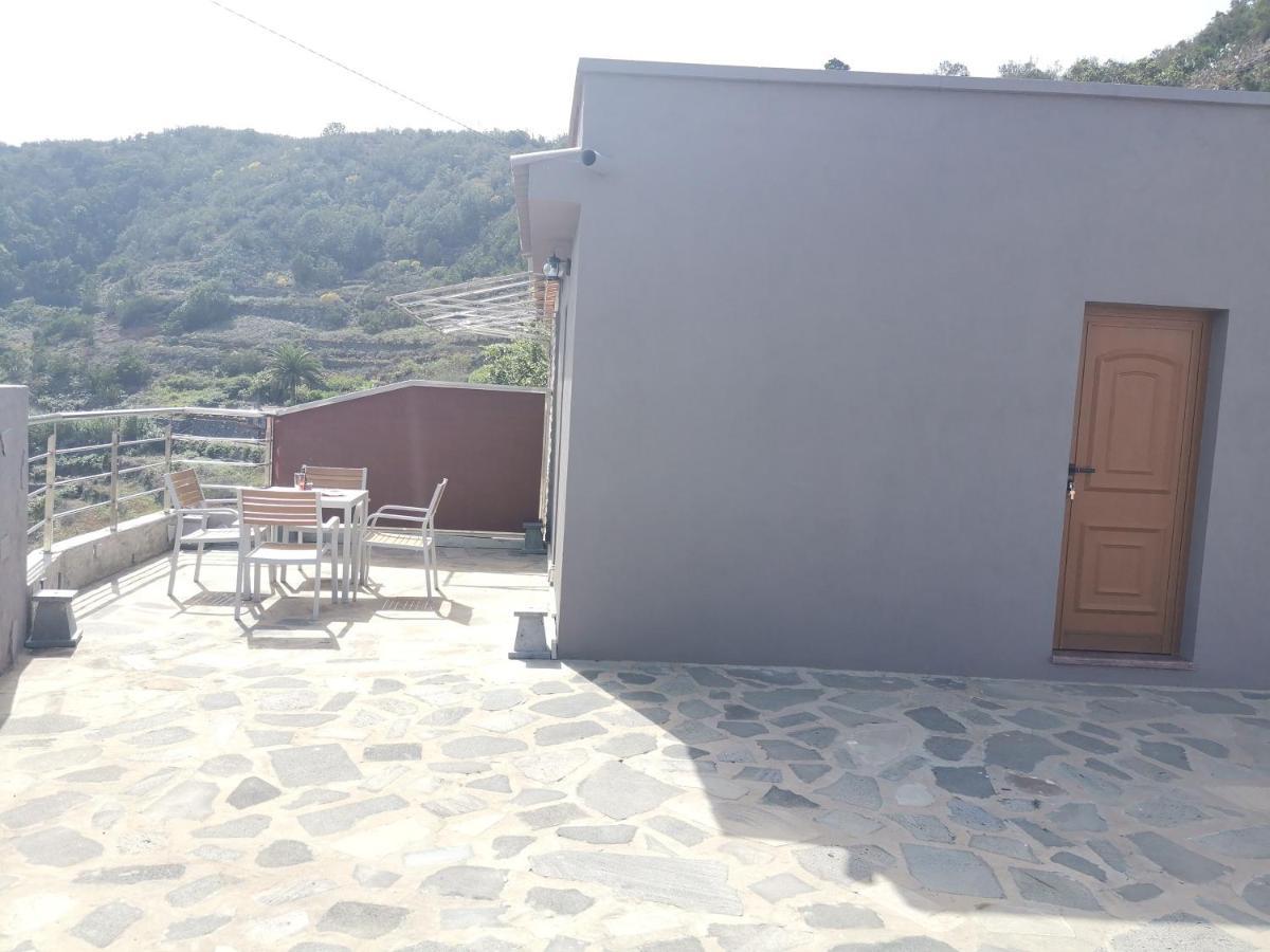 Casa Rural Leo: Remanso De Paz Y Tranquilidad Agulo Exterior photo